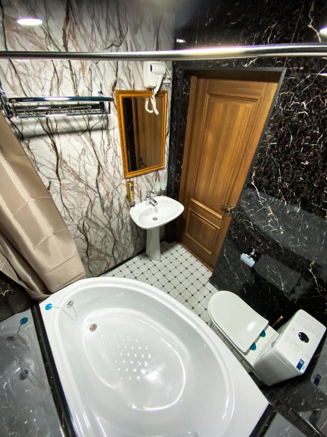 Budget Hotel And Hostel ทาชเคนต์ ภายนอก รูปภาพ